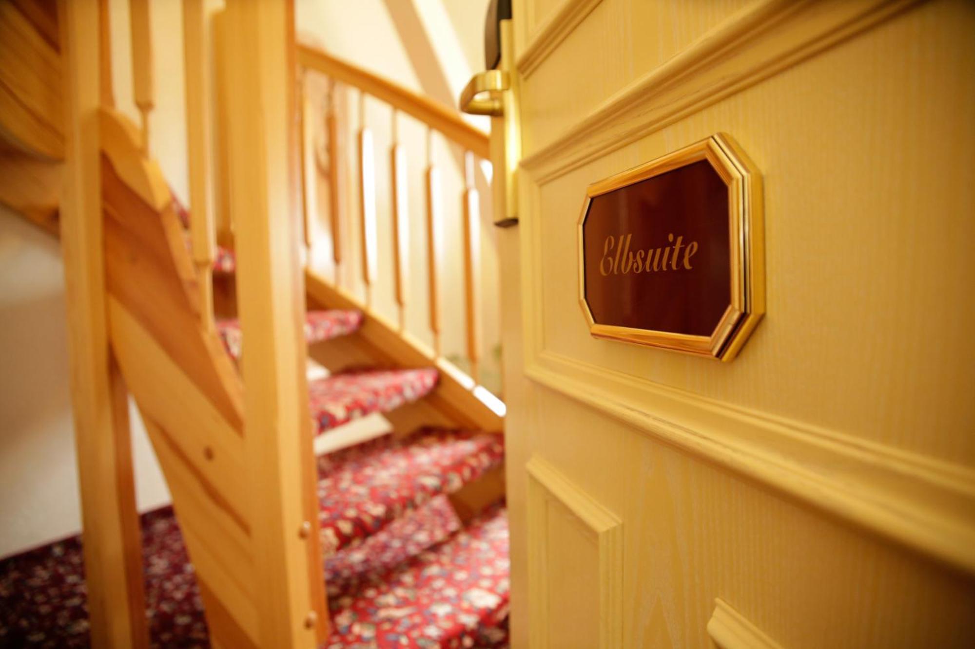 Hotel Ringhotel Schloss 4*