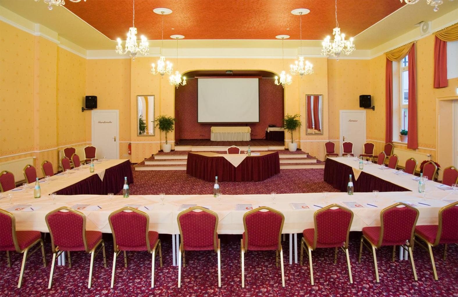 Hotel Ringhotel Schloss 4*